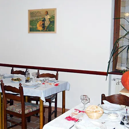 Konukevi Casa Tassistro *